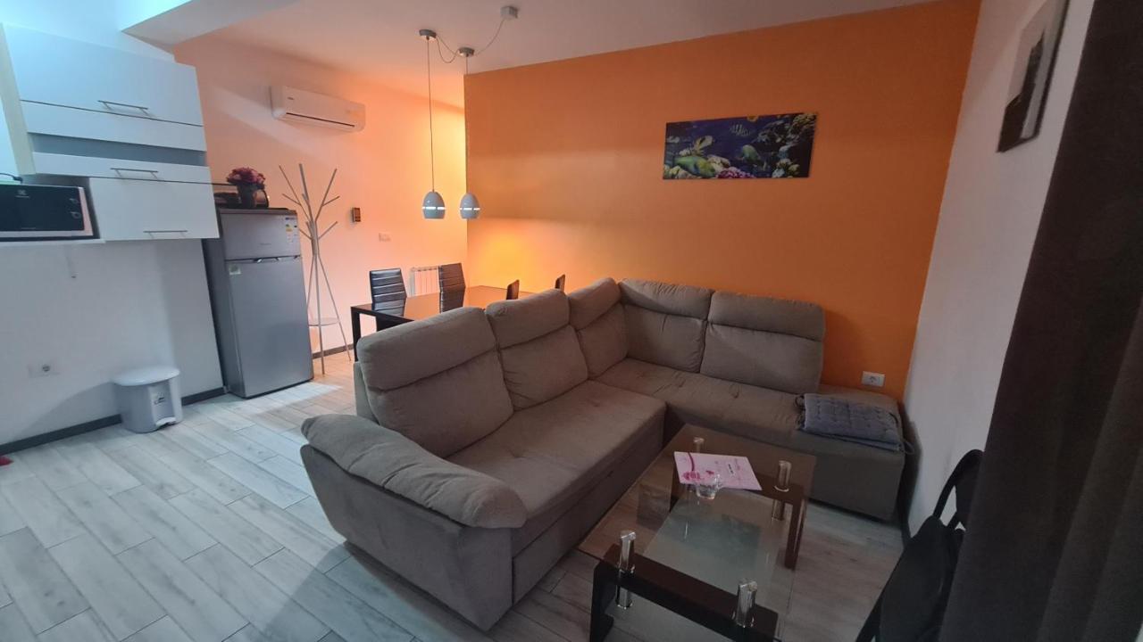 Apartments Peti Пула Екстериор снимка